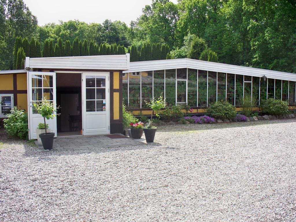 Danninghus Hotel Vindeby  Buitenkant foto